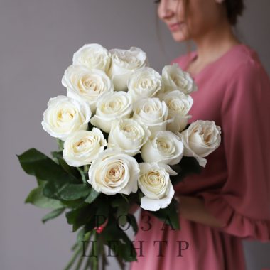 15 белых роз Плайя Бланка