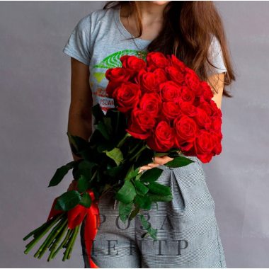 25 красных роз Эквадор 70 см
