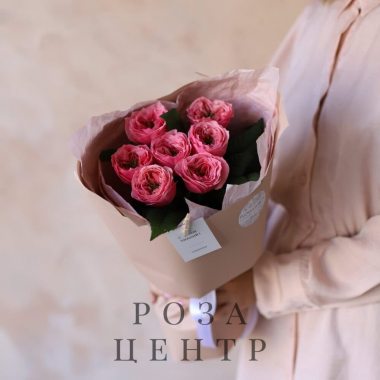 Пионовидные розы в бежевом оформлении (7 шт) №1150